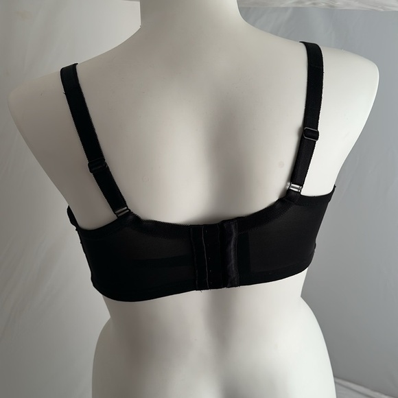 Torrid Curves perfect lightly lined black t-shirt bra - Picture 4 of 10